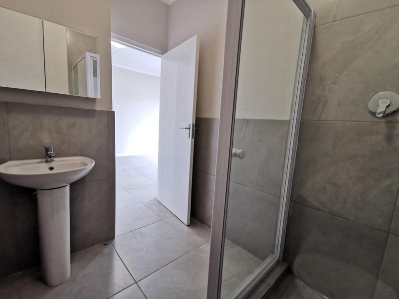 2 Bedroom Property for Sale in Table View Western Cape